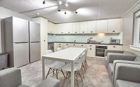 Destiny Student - Meadow Court